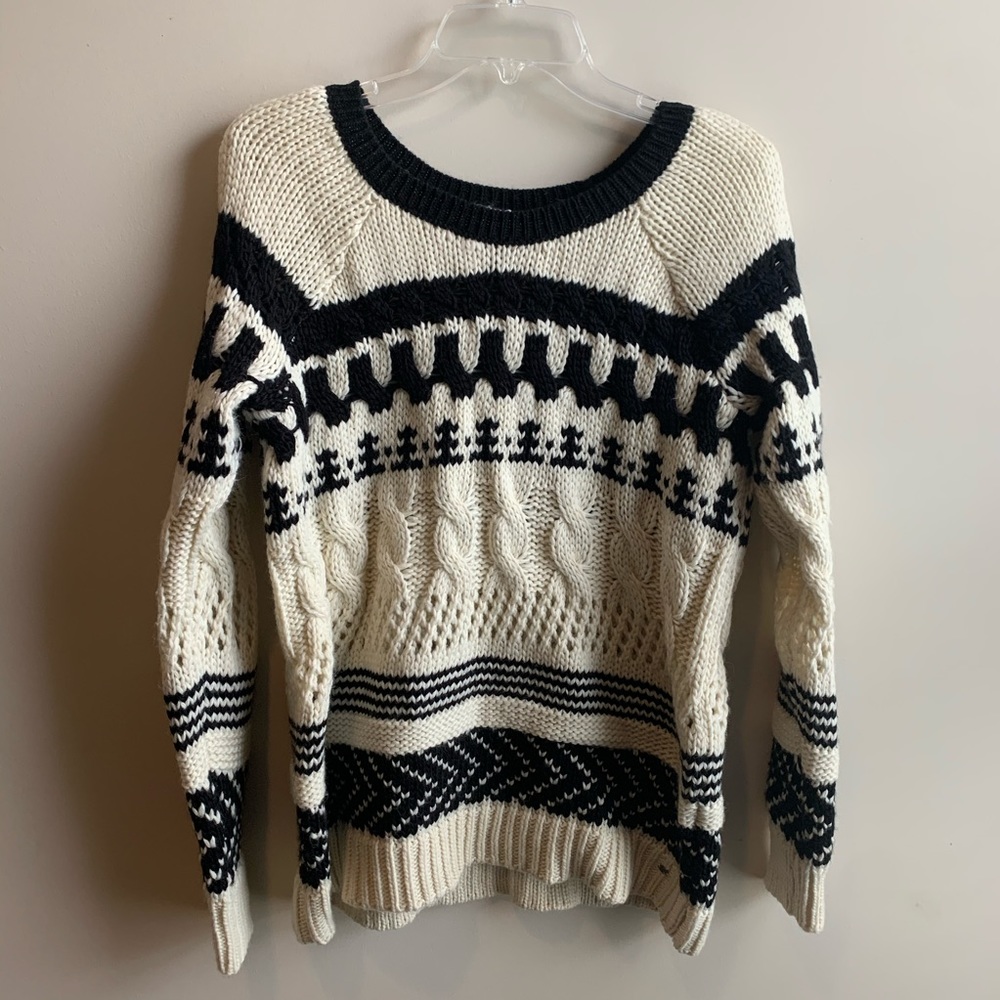 American Eagle Jegging Sweater